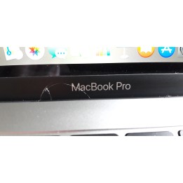 Remplacement barre logo écran MacBook Pro Paris | Macinfo